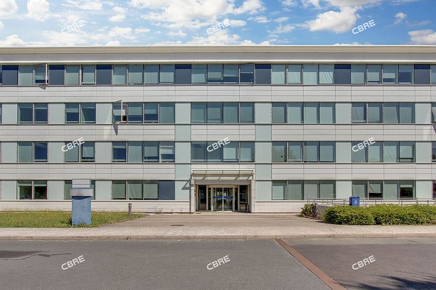 Bureau Location 77127 LIEUSAINT