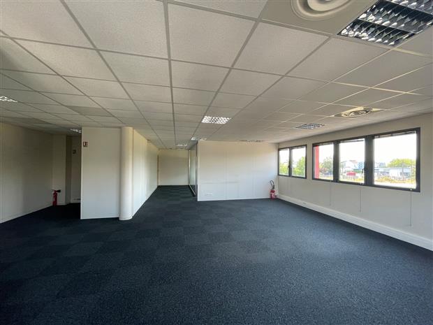 Bureau Vente/Location 44800 ST HERBLAIN 275 BOULEVARD MARCEL PAUL