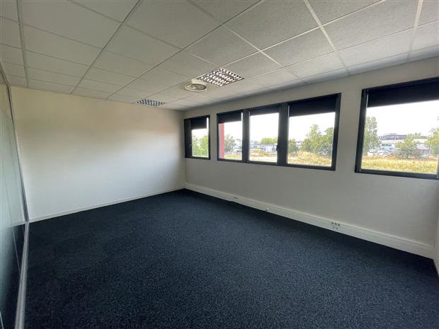 Bureau Vente/Location 44800 ST HERBLAIN 275 BOULEVARD MARCEL PAUL