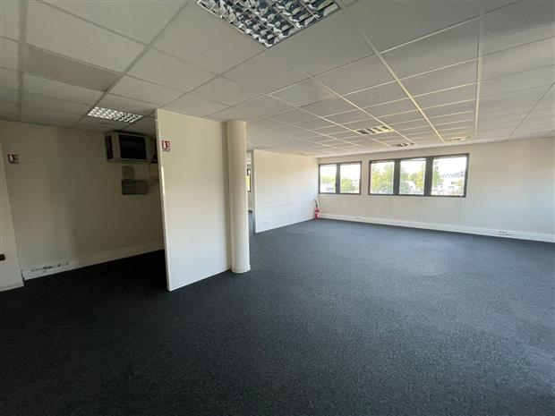 Bureau Vente/Location 44800 ST HERBLAIN 275 BOULEVARD MARCEL PAUL