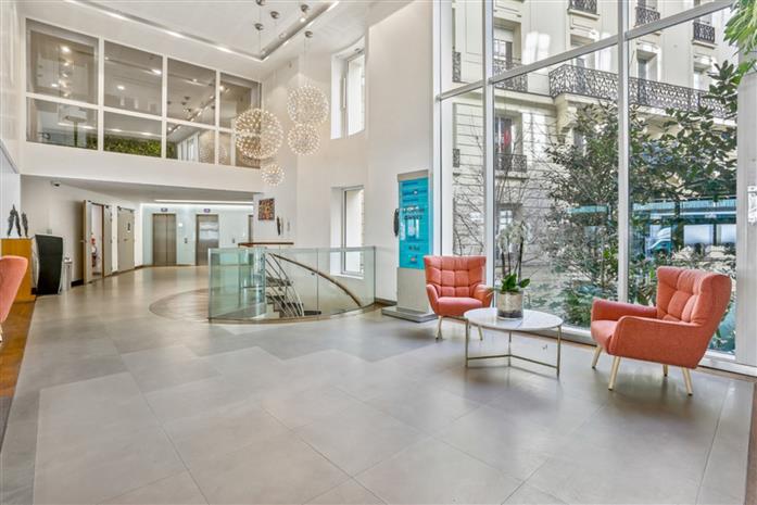 Bureau Location 75008 PARIS 37-41 RUE DU ROCHER