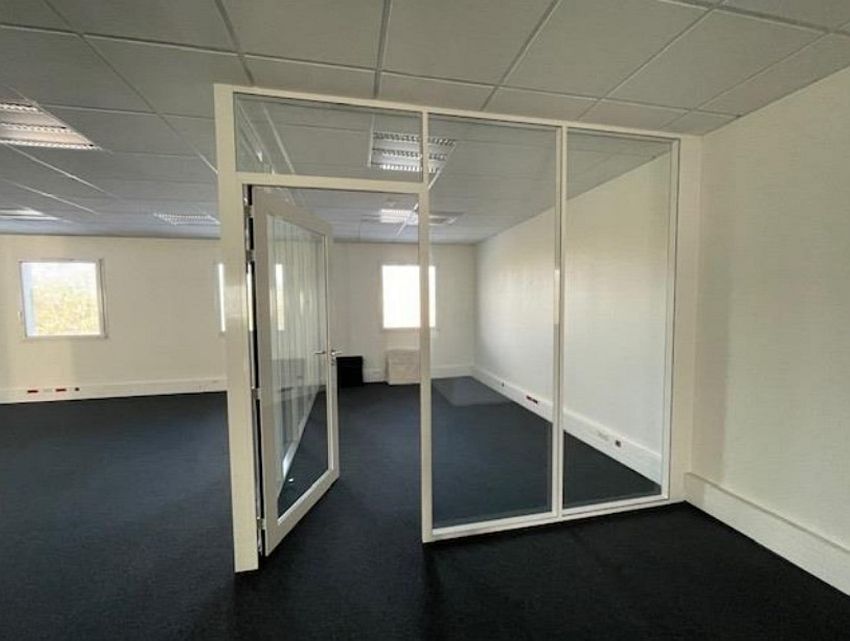 Bureau Location 44800 ST HERBLAIN 10 CHEMIN DU VIGNEAU