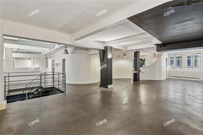 Bureau Location 75018 PARIS