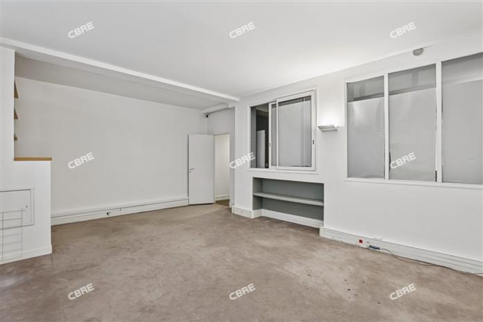 Bureau Location 75018 PARIS