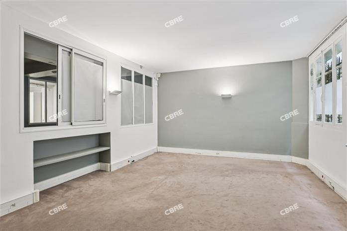 Bureau Location 75018 PARIS