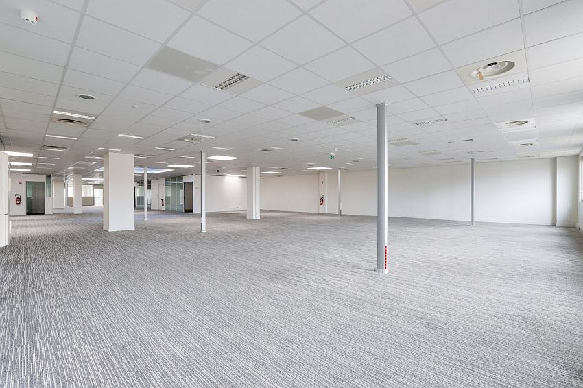 Bureau Location 95800 CERGY
