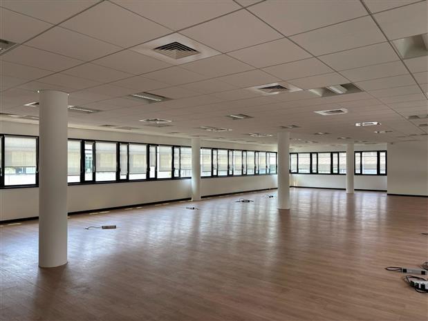 Bureau Location 69007 LYON 12-18 AVENUE TONY GARNIER