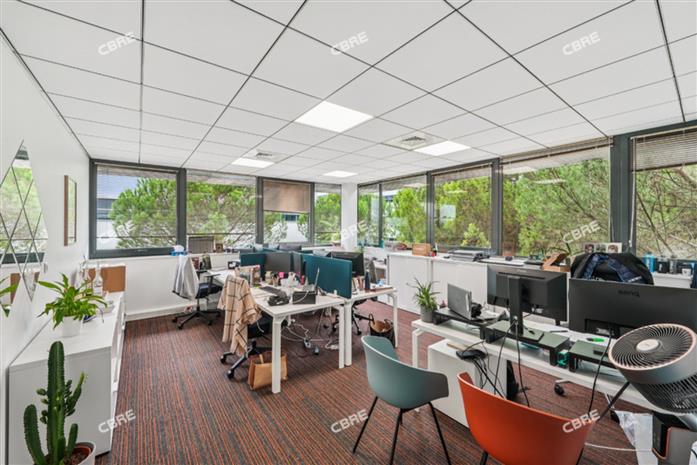 Bureau Location 33700 MERIGNAC 18 AVENUE PYTHAGORE