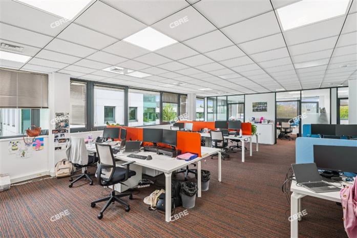 Bureau Location 33700 MERIGNAC 18 AVENUE PYTHAGORE
