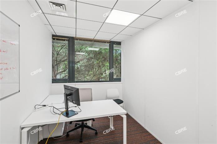 Bureau Location 33700 MERIGNAC 18 AVENUE PYTHAGORE