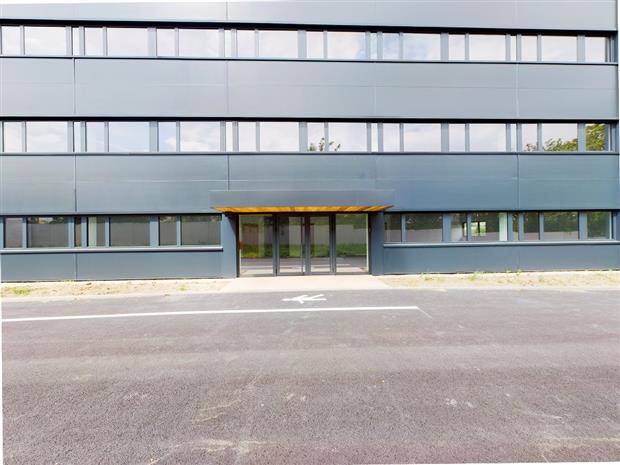 Local d'activités Location 93000 BOBIGNY