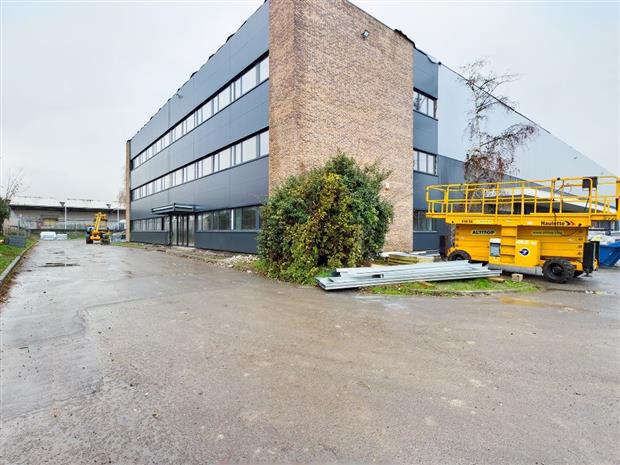 Local d'activités Location 93000 BOBIGNY