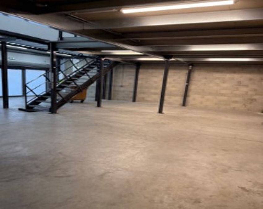 Local d'activités Location 92390 VILLENEUVE LA GARENNE