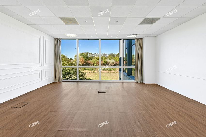 Bureau Location 95700 ROISSY EN FRANCE