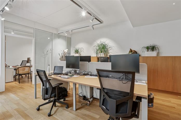 Bureau Location 75116 PARIS 6 RUE COPERNIC