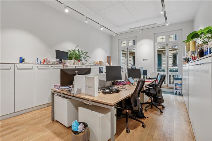 Bureau Location 75116 PARIS 6 RUE COPERNIC