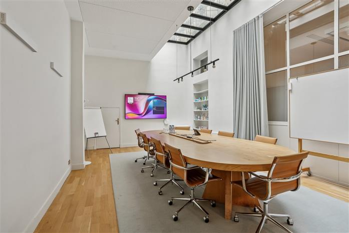 Bureau Location 75116 PARIS 6 RUE COPERNIC