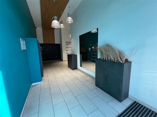 Bureau Location 06200 NICE