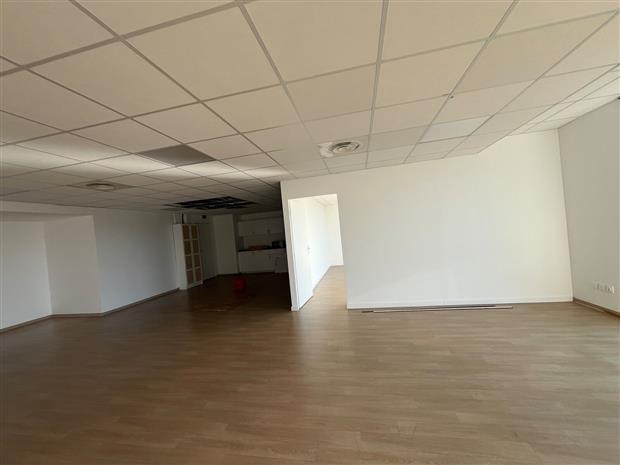 Bureau Location 06200 NICE