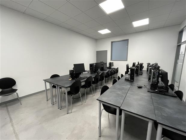 Bureau Location 44000 NANTES 5 PLACE ARISTIDE BRIAND