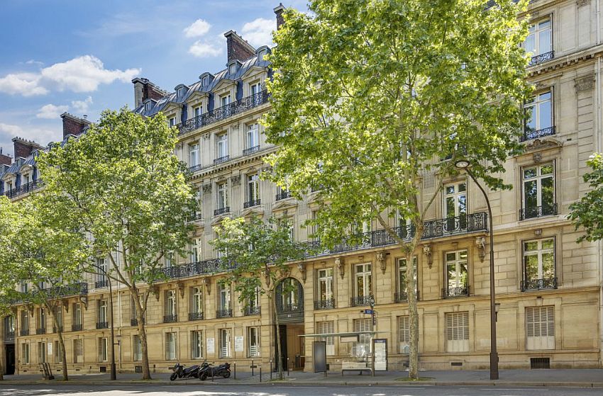 Bureau Location 75008 PARIS 155 BOULEVARD HAUSSMANN