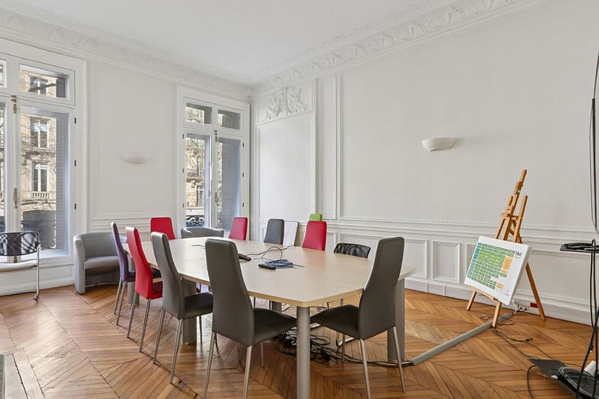Bureau Location 75008 PARIS 155 BOULEVARD HAUSSMANN