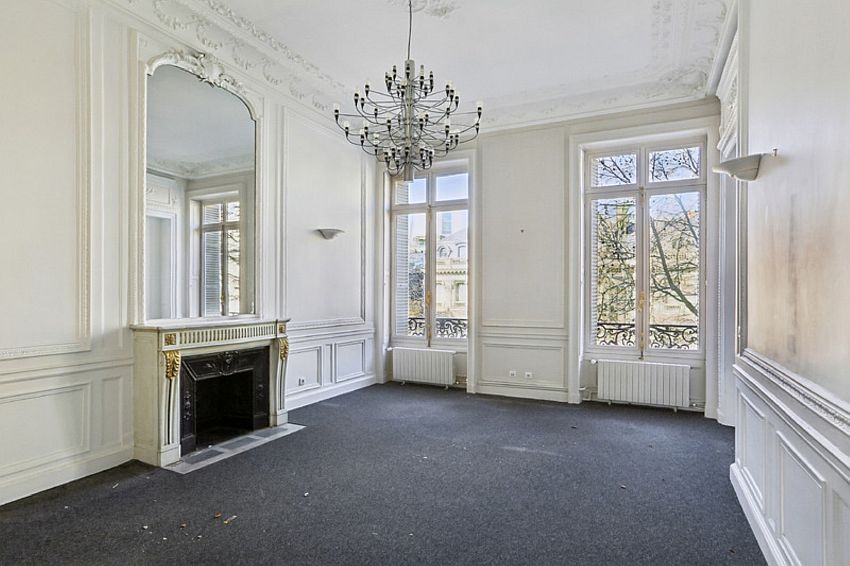 Bureau Location 75008 PARIS 155 BOULEVARD HAUSSMANN
