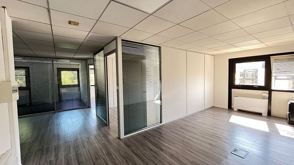 Bureau Location 06220 VALLAURIS