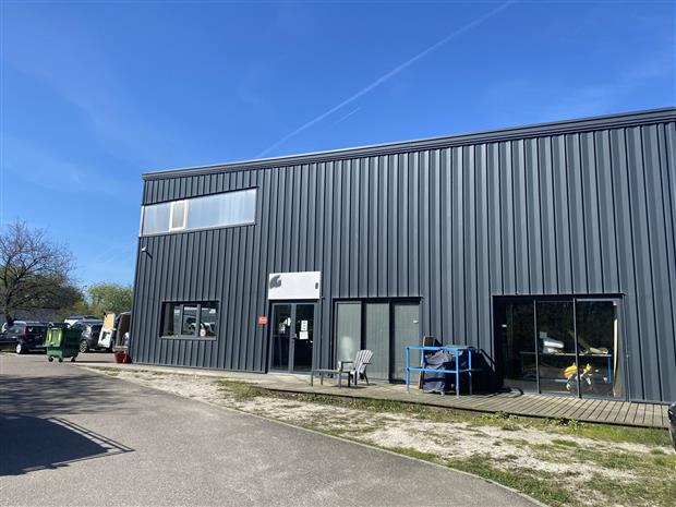 Local d'activités Location 33700 MERIGNAC