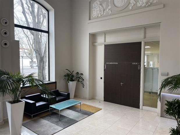 Bureau Location 69006 LYON 5 PLACE JULES FERRY