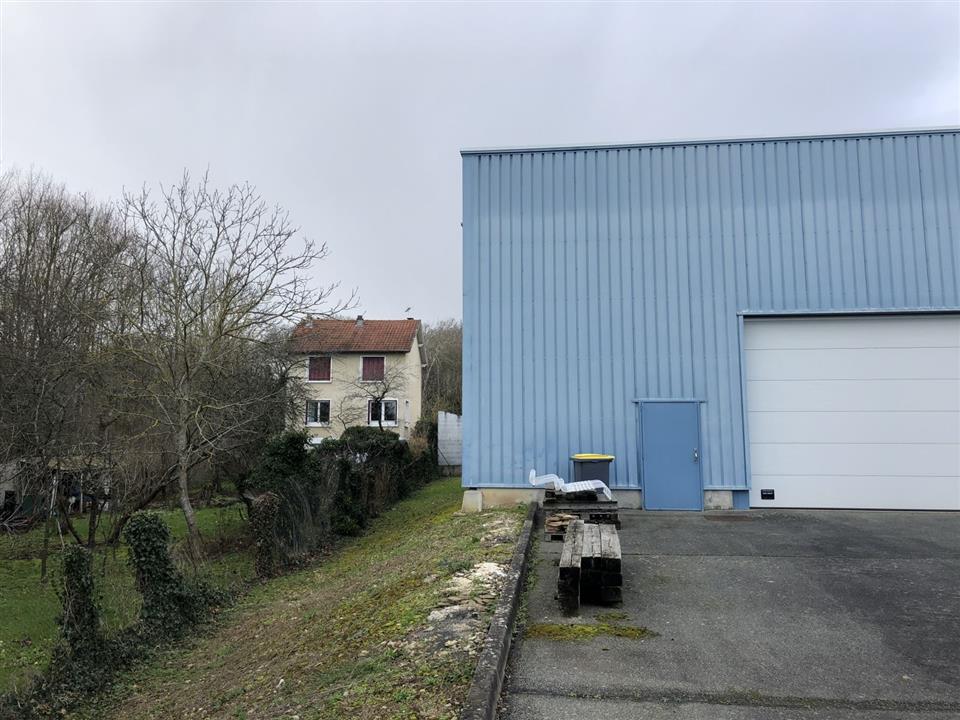 Local d'activités Location 91160 CHAMPLAN