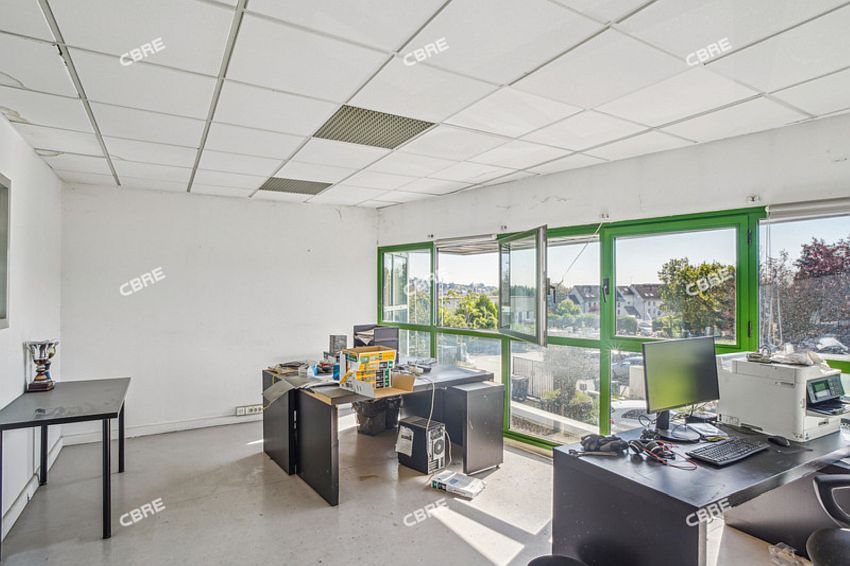 Local d'activités Vente/Location 91310 LINAS