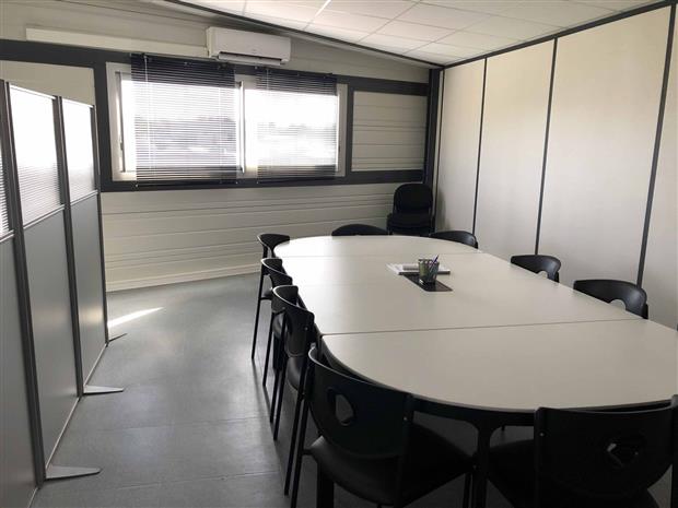 Local d'activités Location 33370 YVRAC