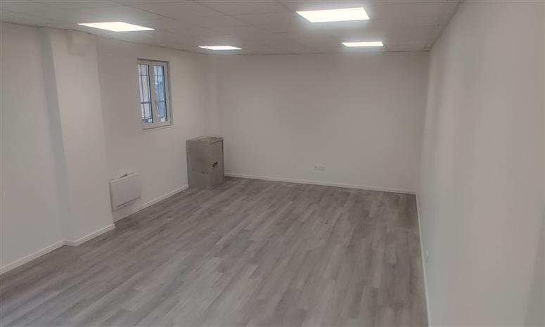 Local d'activités Location 93300 AUBERVILLIERS