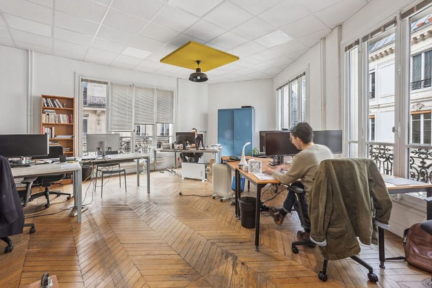 Bureau Location 75002 PARIS 142 RUE MONTMARTRE