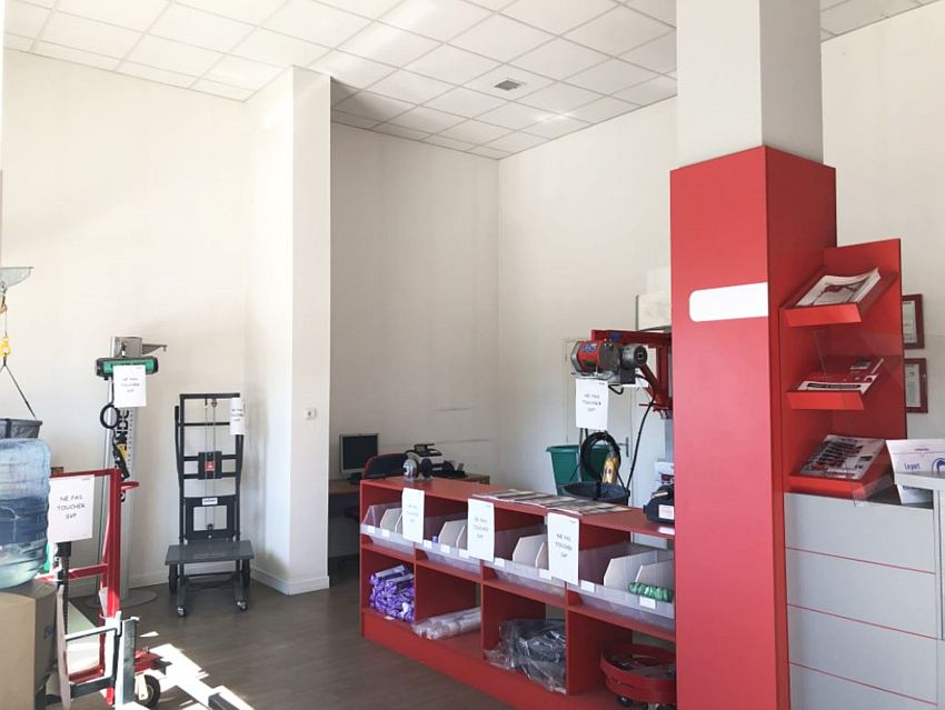 Local d'activités Location 78310 COIGNIERES