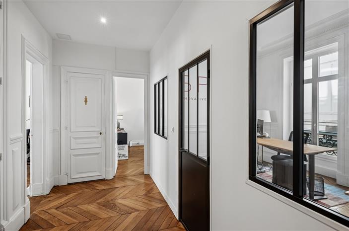 Bureau Location 75009 PARIS 18 RUE DROUOT