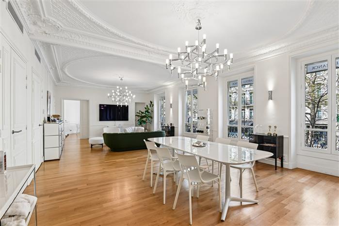 Bureau Location 75008 PARIS 109 BOULEVARD HAUSSMANN