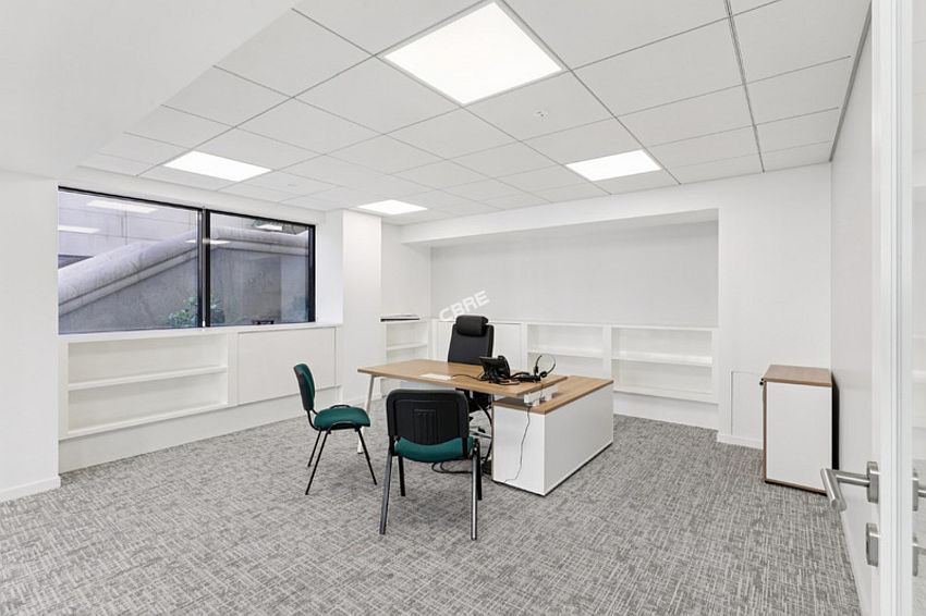 Bureau Location 92310 SEVRES 3-9 AVENUE DE LA CRISTALLERIE