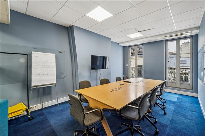 Bureau Location 75009 PARIS 15 RUE DE MILAN