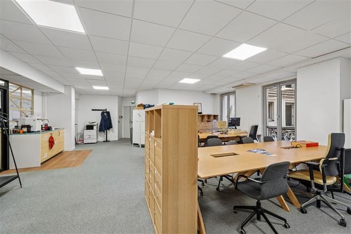 Bureau Location 75009 PARIS 15 RUE DE MILAN