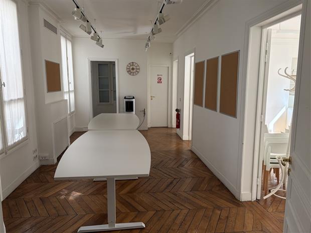 Bureau Location 75001 PARIS 390 RUE SAINT HONORE
