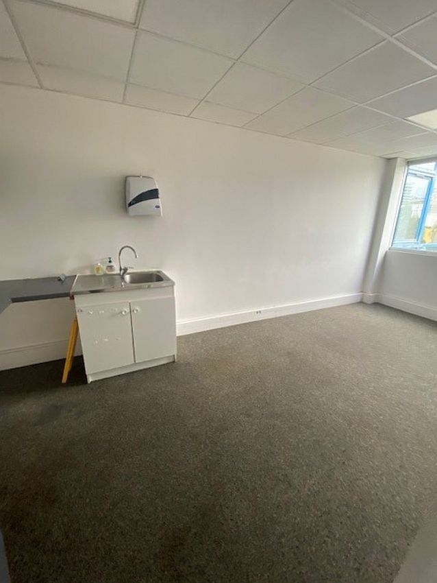 Bureau Location 06200 NICE