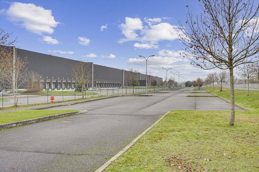 Entrepôt / Local d'activités Location 41260 LA CHAUSSEE ST VICTOR