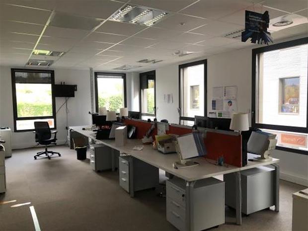 Bureau Location 69760 LIMONEST 314 ALLEE DES NOISETIERS