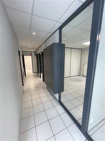 Local d'activités Location 69250 MONTANAY 79 ALLEE DE LA CROIX DES HORMES
