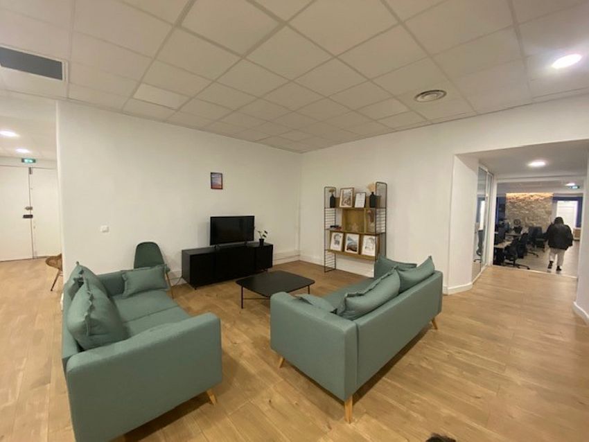 Bureau Location 06000 NICE