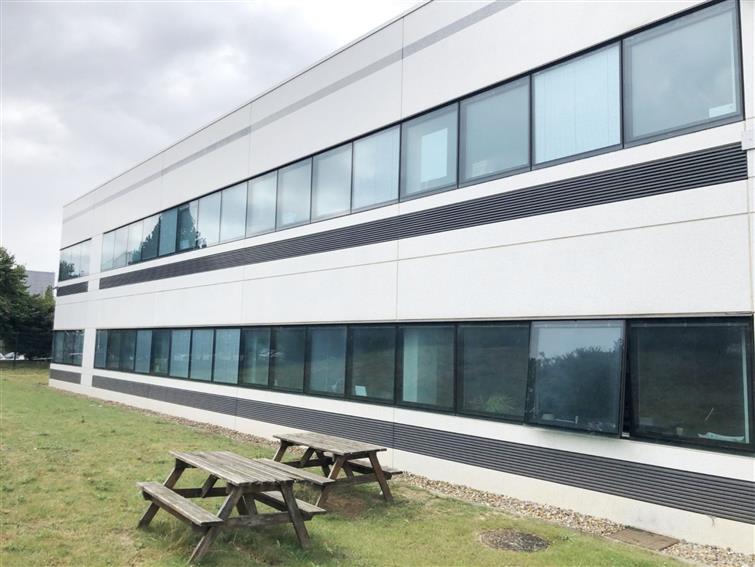 Local d'activités Location 95700 ROISSY EN FRANCE