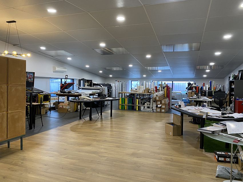 Local d'activités Location 33700 MERIGNAC