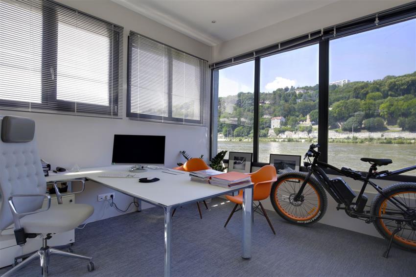 Bureau Vente/Location 69002 LYON 43 QUAI RAMBAUD